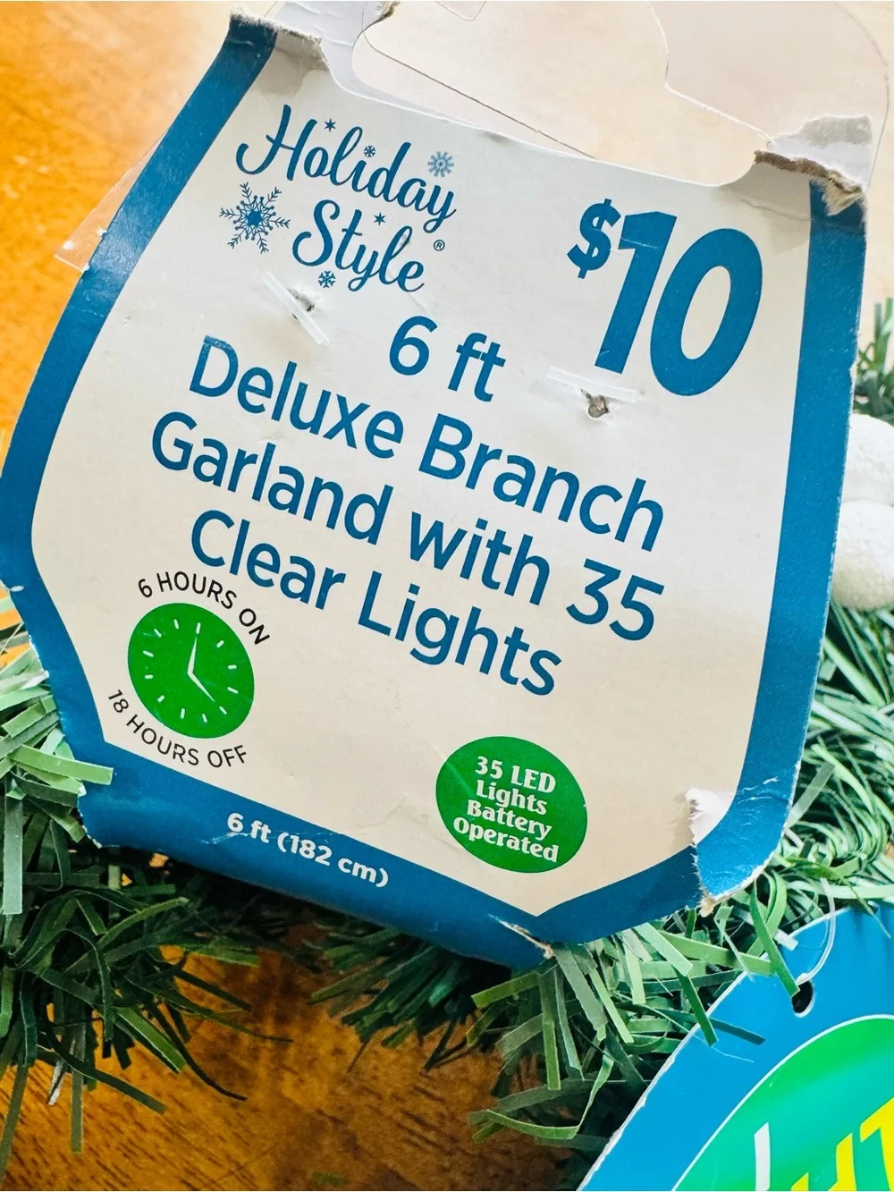 NWT 6 ft Deluxe Branch Lighted Christmas Garland with 35 Clear Lights